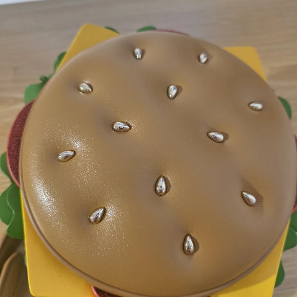 Burger Shaped Crossbody Bag - Picture 4 of 8